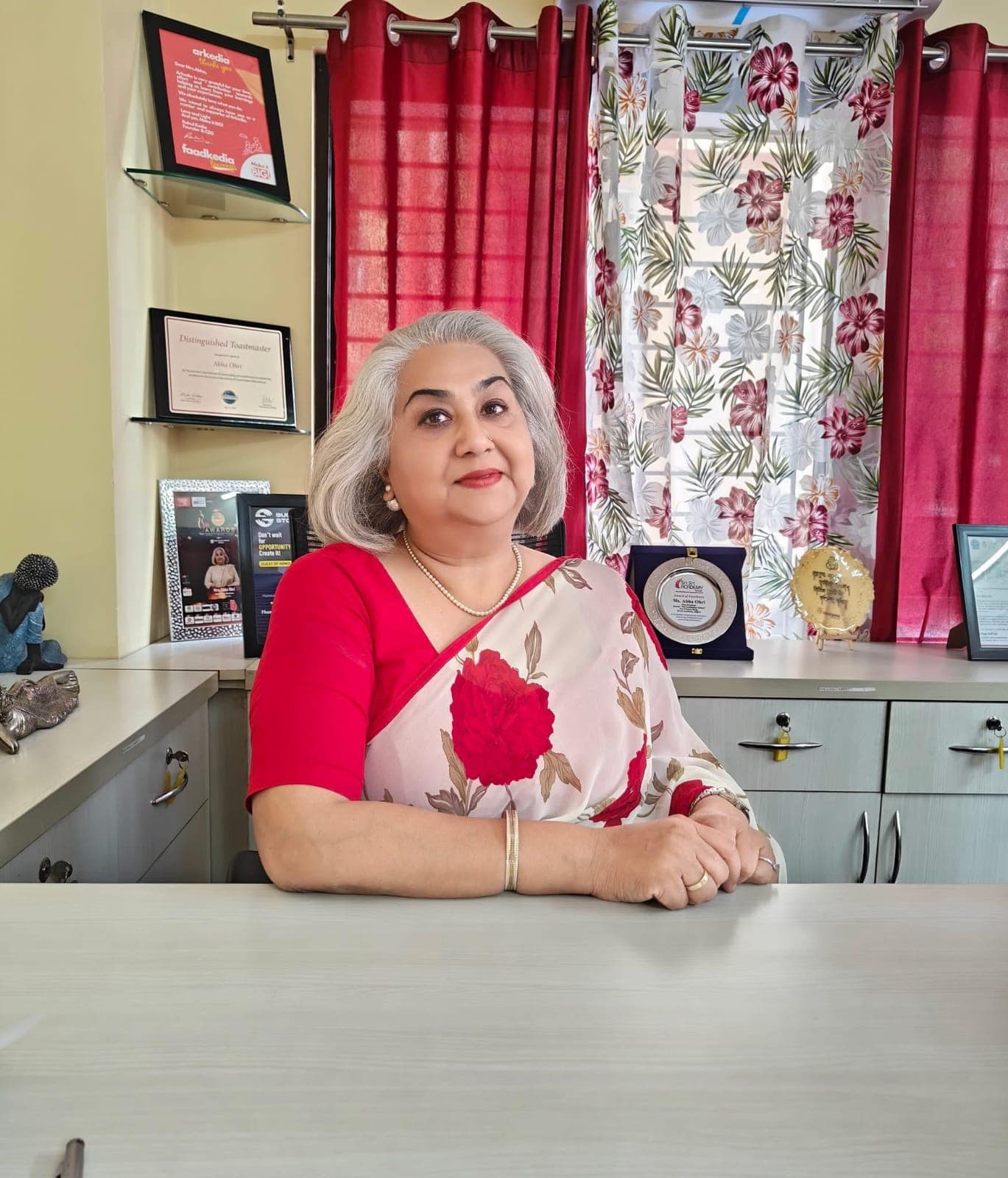 Mrs Abha Ohri, Vice President of Junior Sri Sri Academy